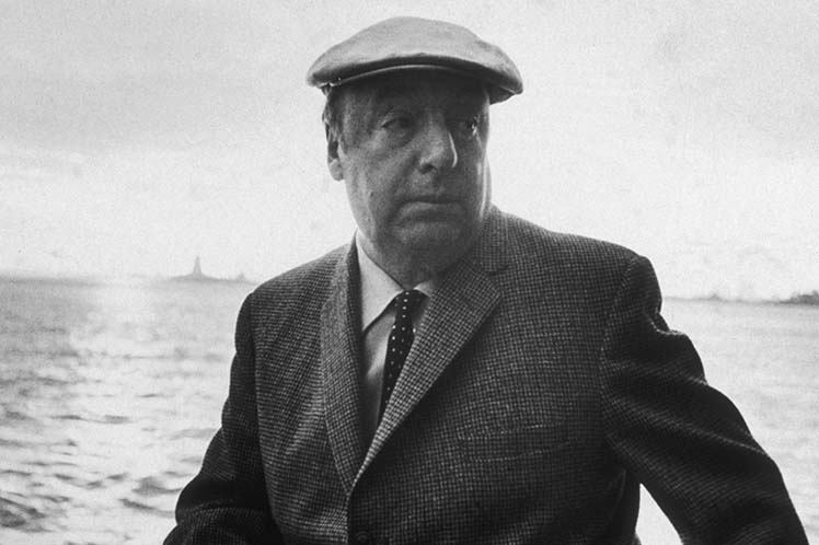 Partido Comunista presenta recurso de oposición para reabrir el caso Neruda