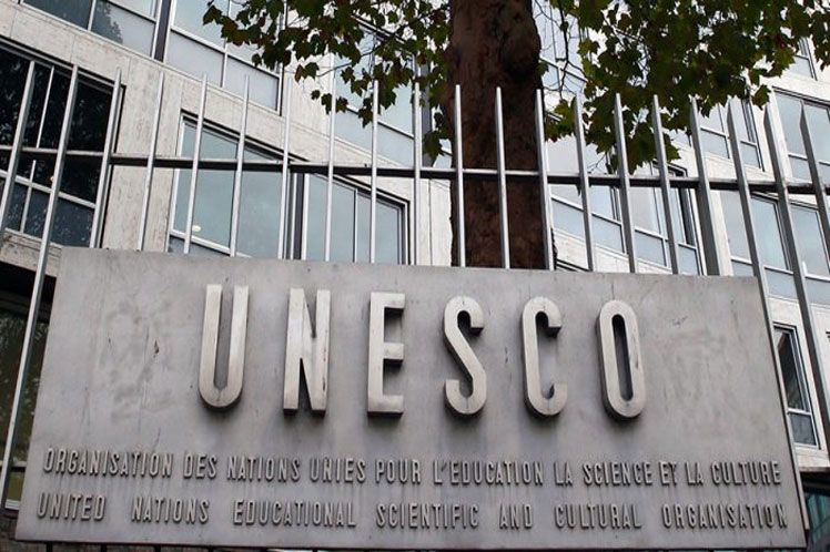 Unesco pide a Latinoamérica reducir brechas educativas por Covid-19