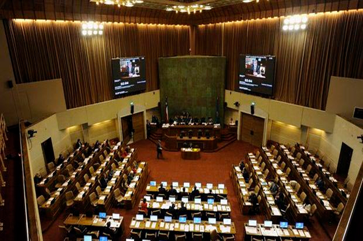 Diputados rechazan veto del gobierno de Chile a proyecto legislativo
