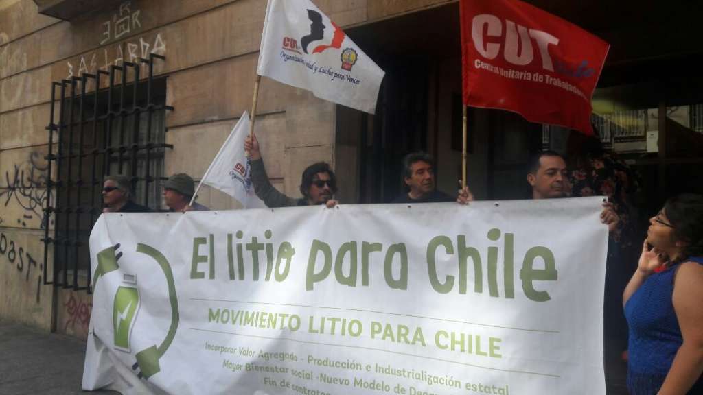 Defensa del litio para Chile: una tarea por el futuro