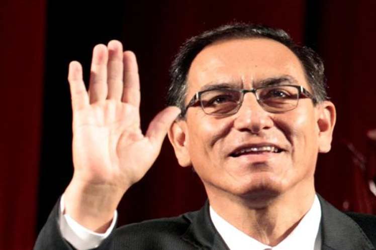 Amplia mayoría contraria a destitución de presidente de Perú