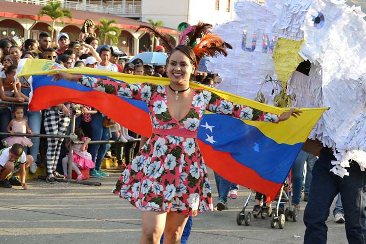 VENEZUELA ESTÁ EN PAZ: MASIVO FESTIVAL RECREATIVO EN CARNAVALES
