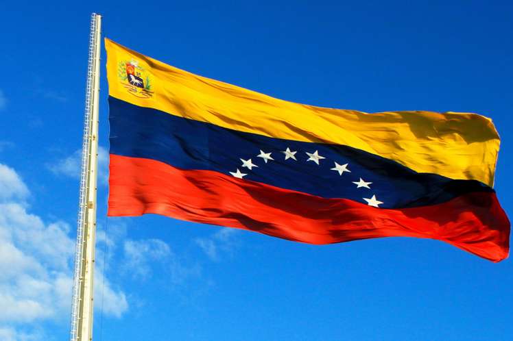 VENEZUELA: REVIVIENDO UNA HISTORIA CONOCIDA