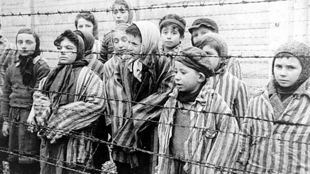 Polonia descarta devolver bienes incautados a judíos en el Holocausto
