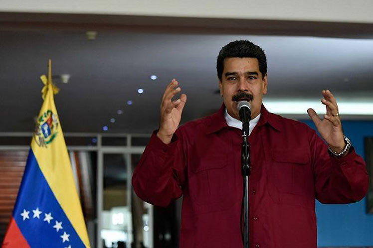 Presidente Maduro califica de terroristas los planes de la oposición venezolana