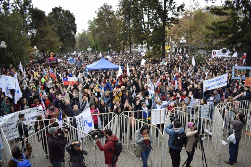 Docentes de Chile piden apoyo popular en su cuarta semana de Paro Nacional