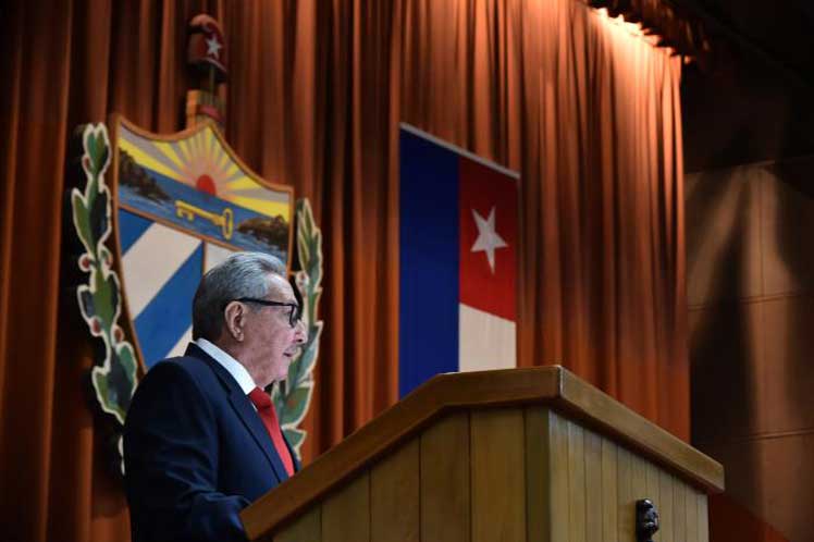 Raúl Castro advierte a EE.UU. que acciones contra la Revolución fracasarán
