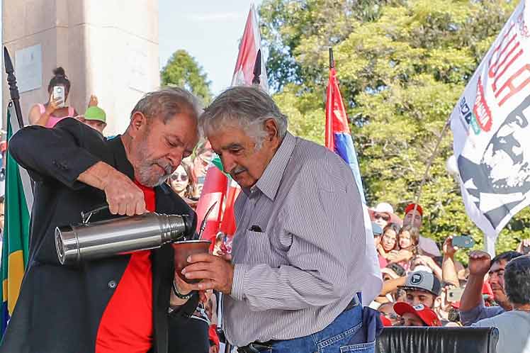 Pepe Mujica: Todo lo que quiero es que Lula esté bien