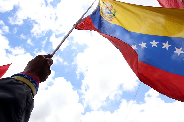 Gobierno venezolano en Barbados para continuar diálogo político con la oposición