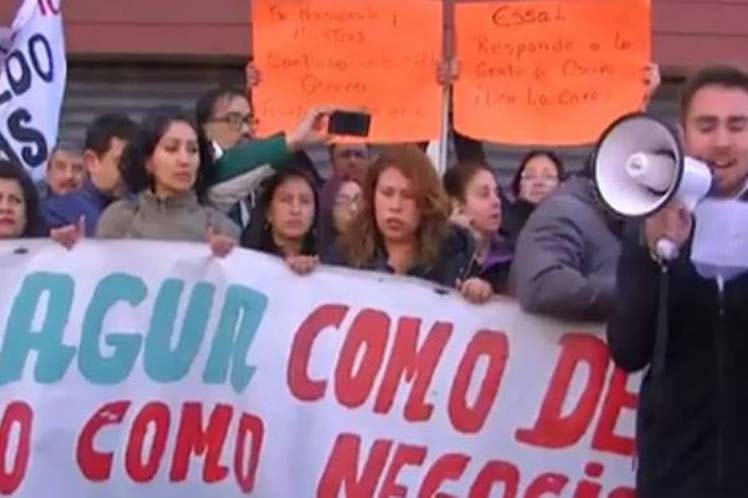 Protestas ciudadanas en Osorno chilena por quinto día sin agua potable