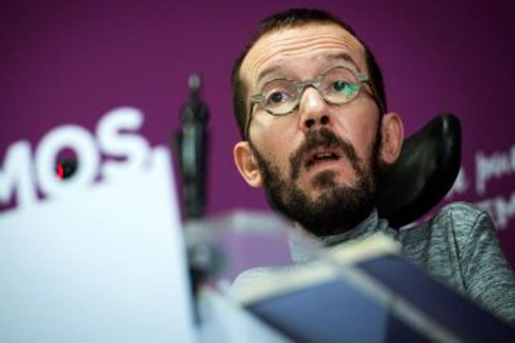 Critican veto de socialistas a un Gobierno de coalición en España