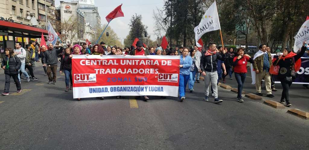 Represión a manifestantes en protestas contra gobierno de Piñera