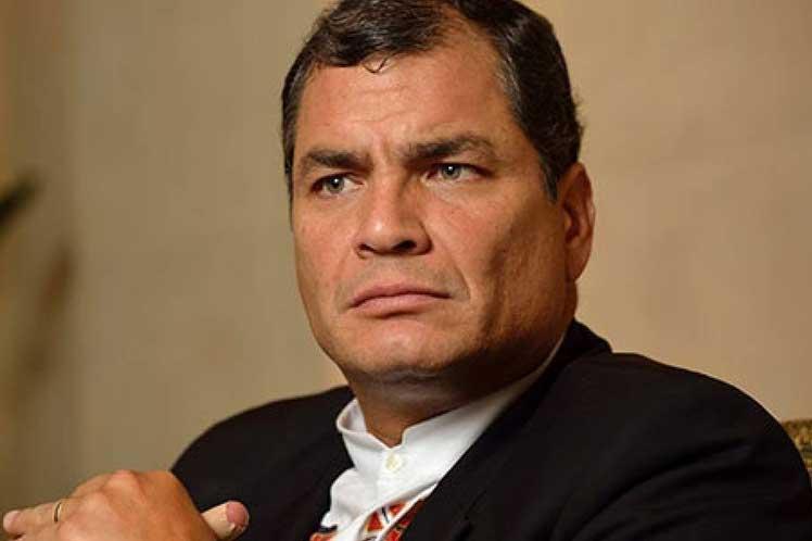 Caso Sobornos es un montaje, insiste Rafael Correa