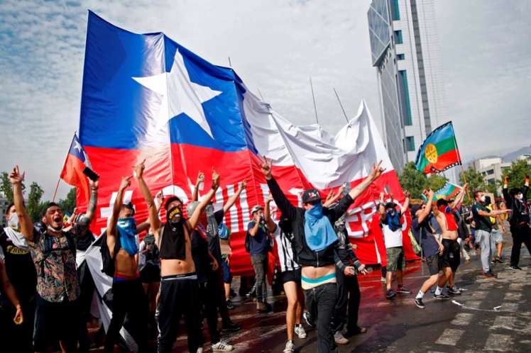 Continúa con fuerza la movilización social en Chile