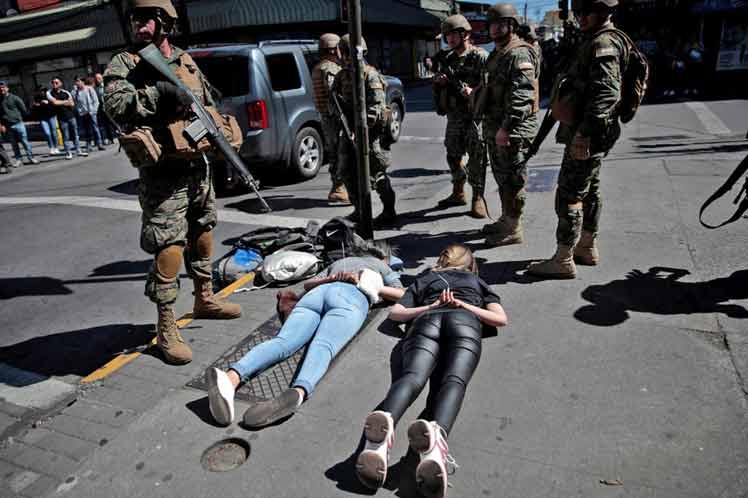 Califican de catástrofe situación de derechos humanos en Chile