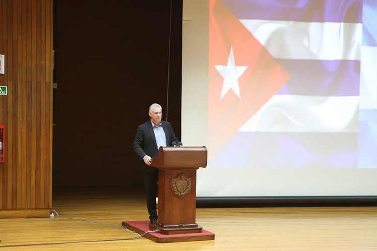 Díaz Canel: no hay fuerza en el mundo que separe a Cuba y Argentina