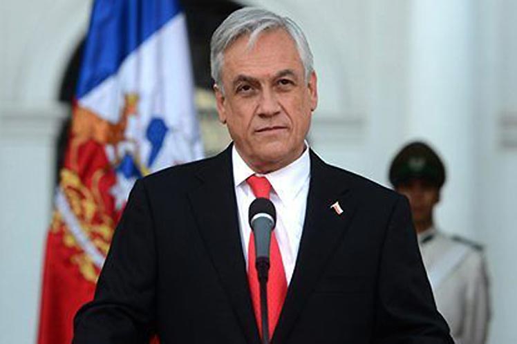 Califican de ilegítimo a Piñera