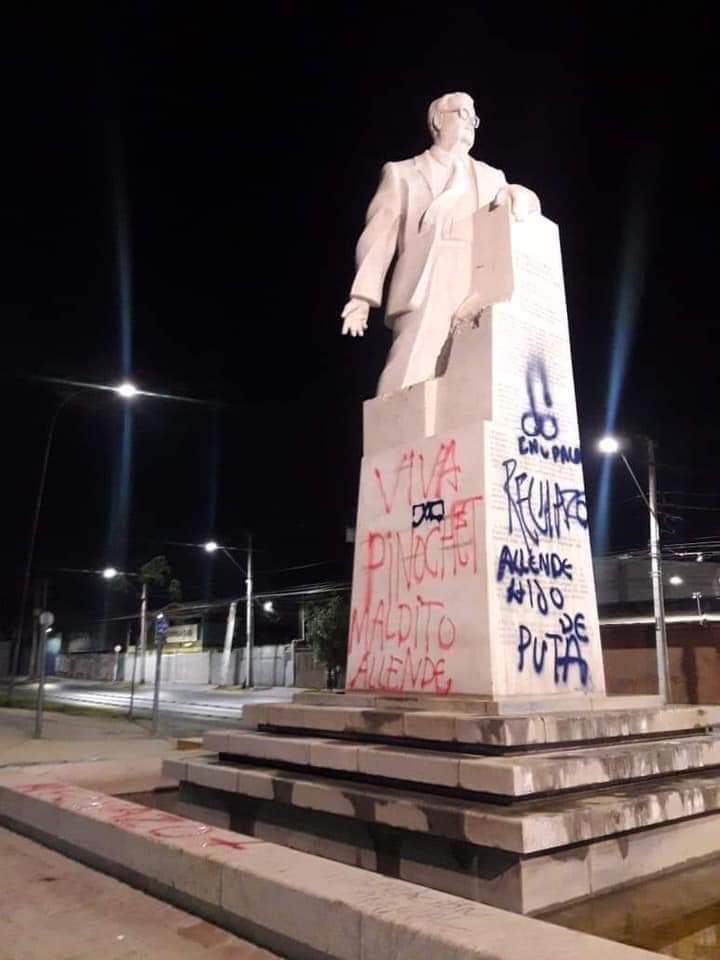 Repudian profanación de monumento a Salvador Allende