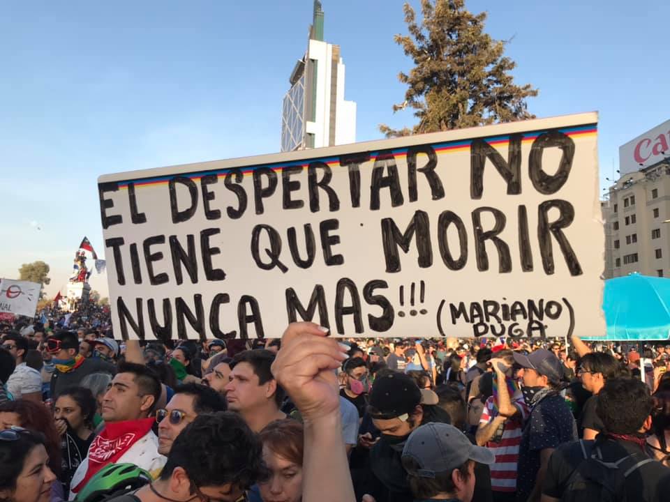 Miles de personas participan en otra jornada de protestas en Chile