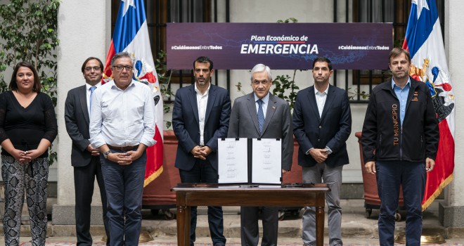 Gobierno de Chile inicia junio en jaque por la pandemia de Coviod-19