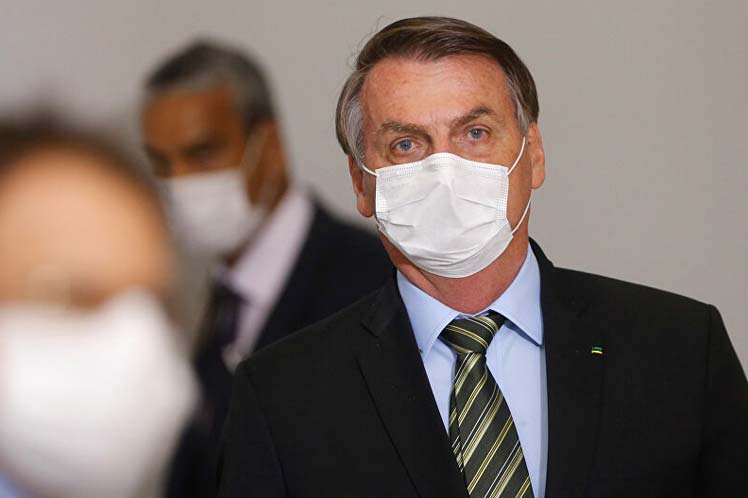 La pandemia del Covid–19 derrumba a Jair Bolsonaro