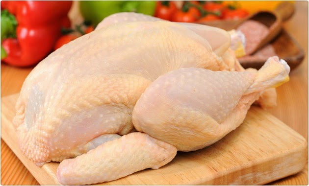 Venta de pollos con cloro: “Hay un riesgo evidente de una mala praxis que no debe usarse”
