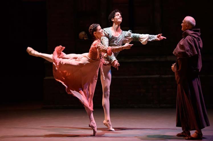 Principales compañías inglesas de ballet muestran online clásicos
