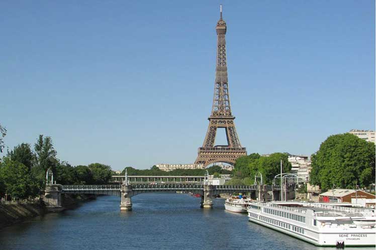 Torre Eiffel, reabre al público el principal símbolo de París