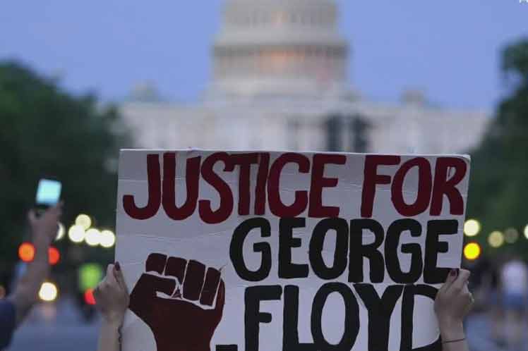 EE.UU. a dos semanas de asesinato de George Floyd