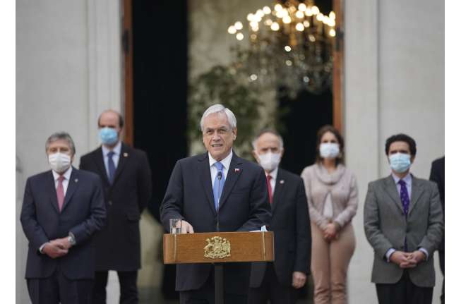 Califican cambio ministerial en Chile como solo un acomodo de fuerzas