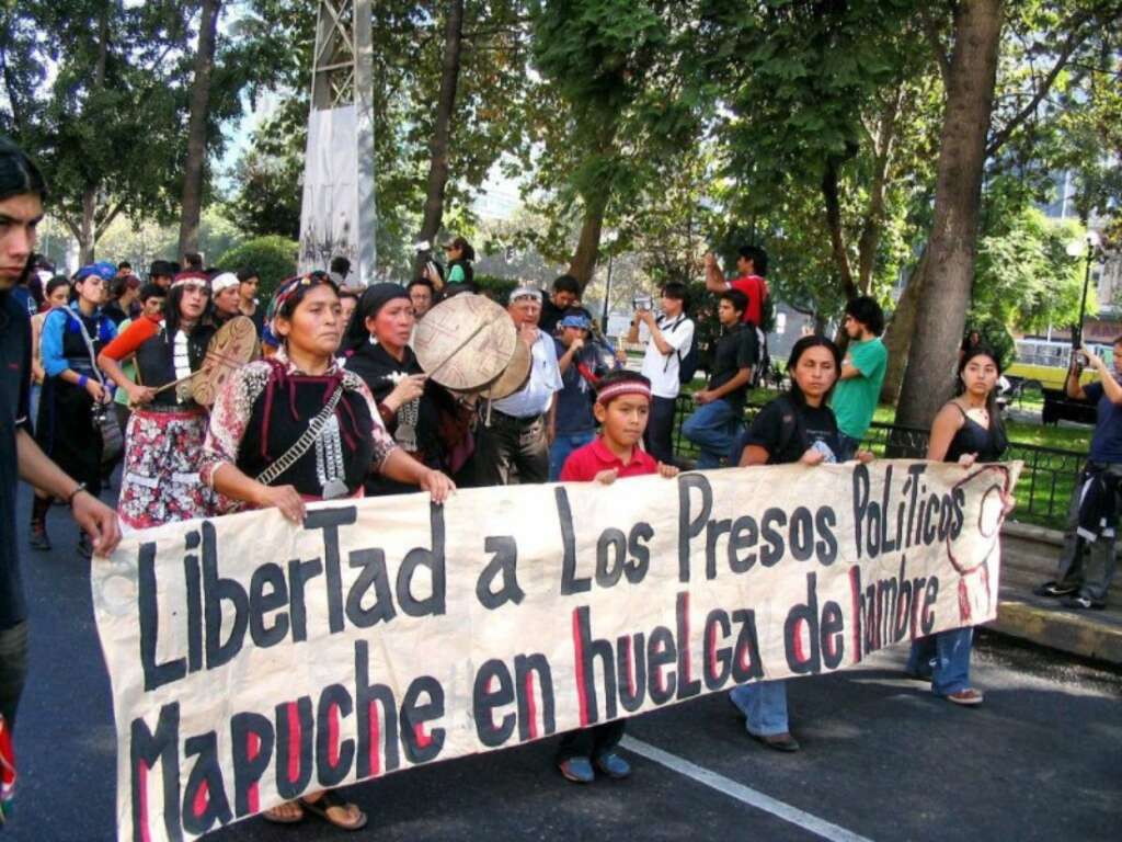 CHILE DIGNO pide salida inmediata del ministro del Interior por colusión policial con grupos de ultra derecha en contra de agrupaciones mapuches