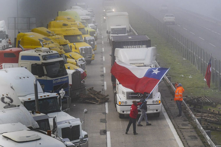 Camioneros continúan en huelga tras el fracaso de la segunda jornada de negociaciones con el Gobierno de Chile