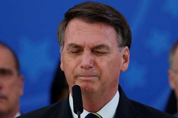 Responsabilizan a Jair Bolsonaro de grave crisis económica y sanitaria en Brasil
