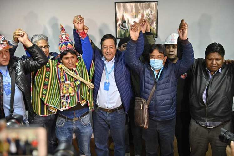 Por Pablo Jofré Leal: El MAS, un triunfo arrollador en Bolivia