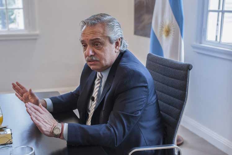 Presidente de Argentina sellará curso internacional del Grupo de Puebla