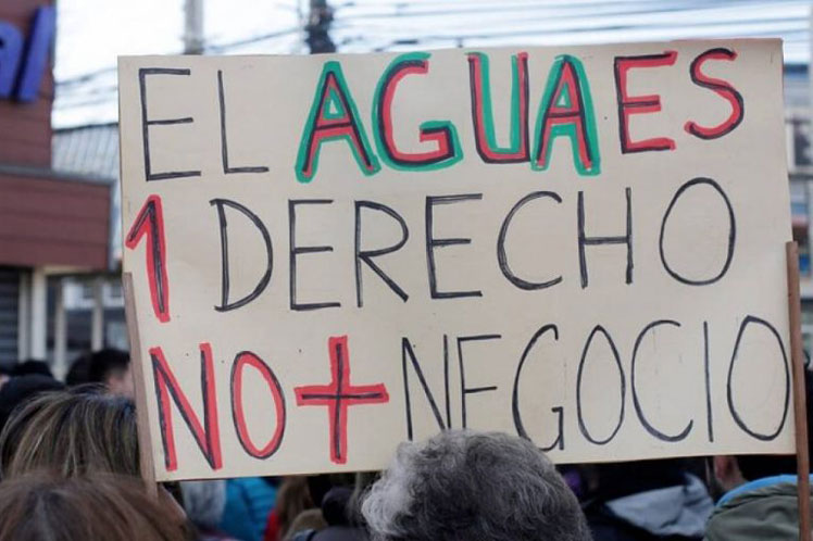 Gobierno anunció que fiscalizará extracción irregular de aguas del río Aconcagua tras denuncia del diputado Nelson Venegas