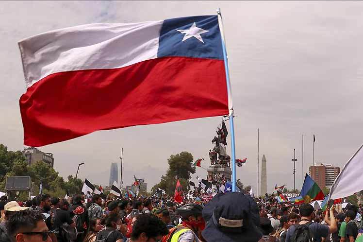 Exigen en Chile libertad para presos políticos