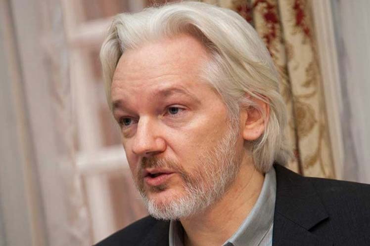 Relator de la ONU pide liberación inmediata de Julian Assange