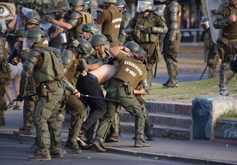 Reforma de cuerpo policial vuelve a debate en Chile