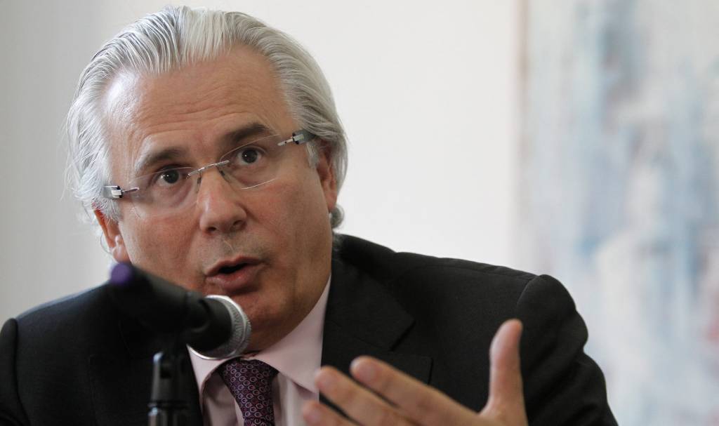 Baltasar Garzón encabeza lista de personalidades extranjeras y liderazgos de Chile en respaldo a Gabriel Boric