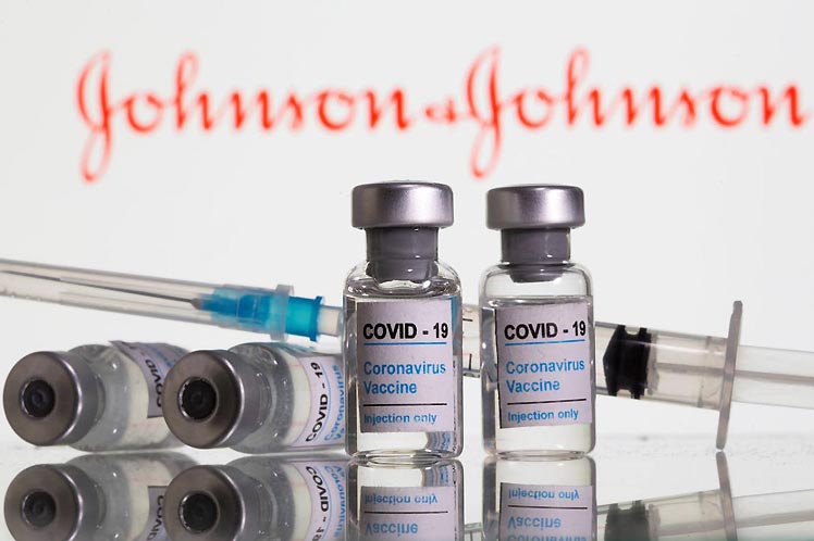 Cierran sitios de vacunación contra Covid-19 en EEUU