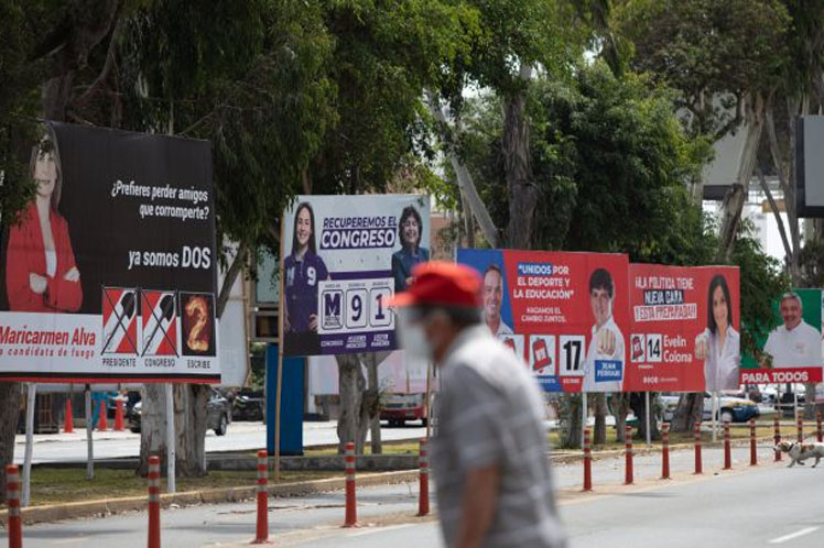 La izquierda dialoga y persiste fragmentación derechista en Perú