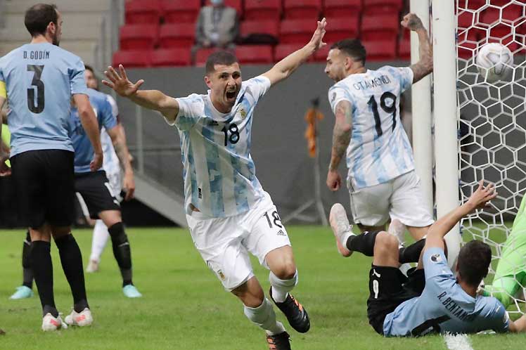 Argentina doblegó 1-0 a Uruguay en Copa América de fútbol