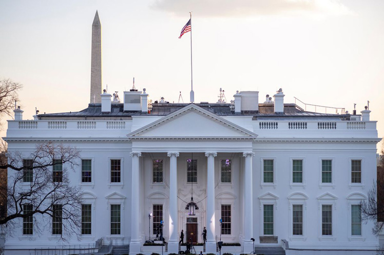 Intentos de Washington de imponer democracia al estilo estadounidense han sido un «fracaso espectacular», según experto