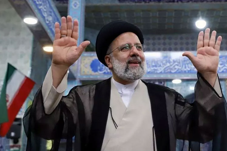 Confirman en Irán triunfo de Ebrahim Raisi en comicios presidenciales