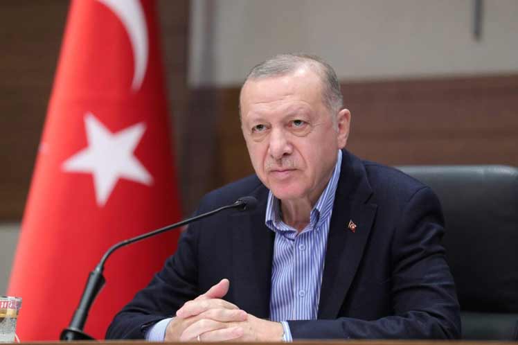 Erdogan reiteró acusación a clérigo musulmán por intentona golpista