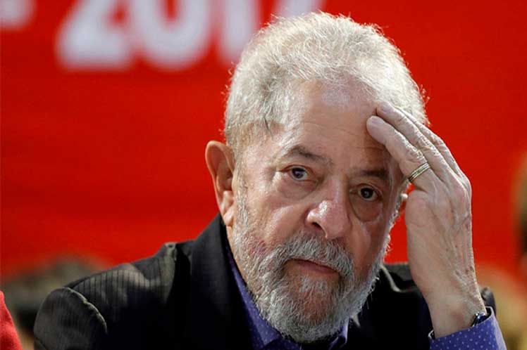 Lula denunció que hambre volvió a Brasil por desgobierno