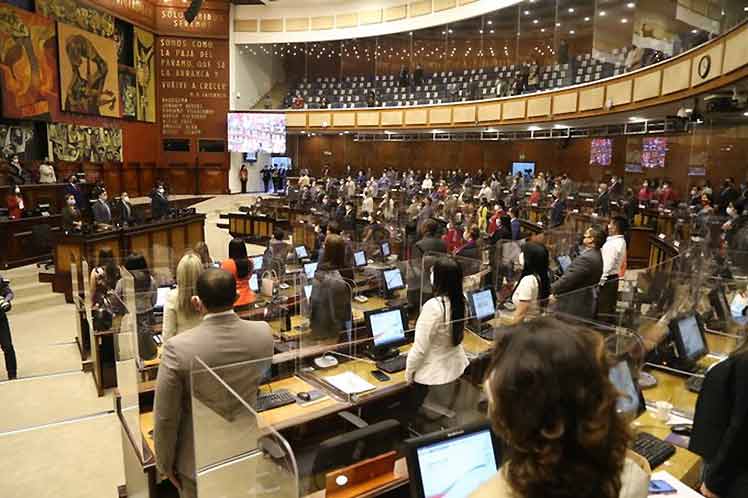 Parlamento de Ecuador conocerá plan de declarar emergencia en salud