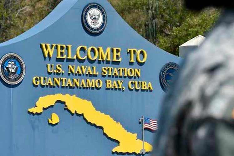 Presidente cubano denuncia violaciones de DD.HH. en Guantánamo