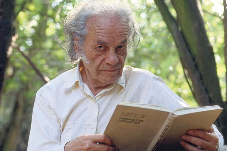 Casa de las Américas recordó nacimiento del poeta Nicanor Parra